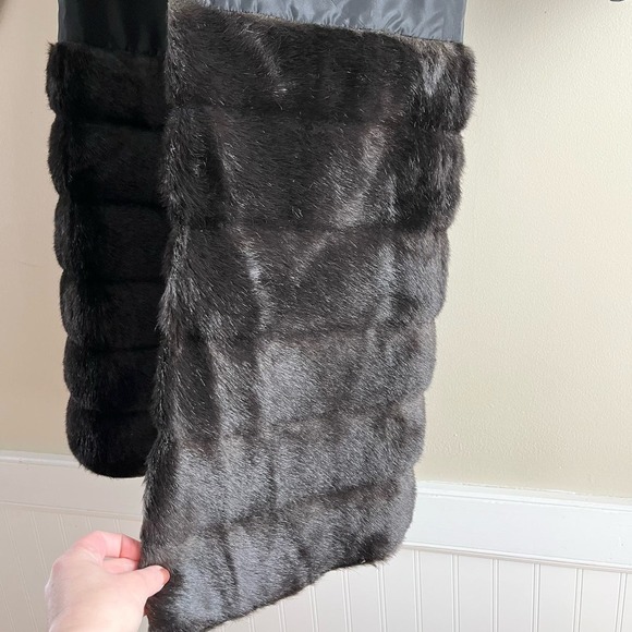 Juan Carlos Pinera 100% Silk & Faux-Fur Formal Evening Coat in Black, Small - Picture 7 of 10